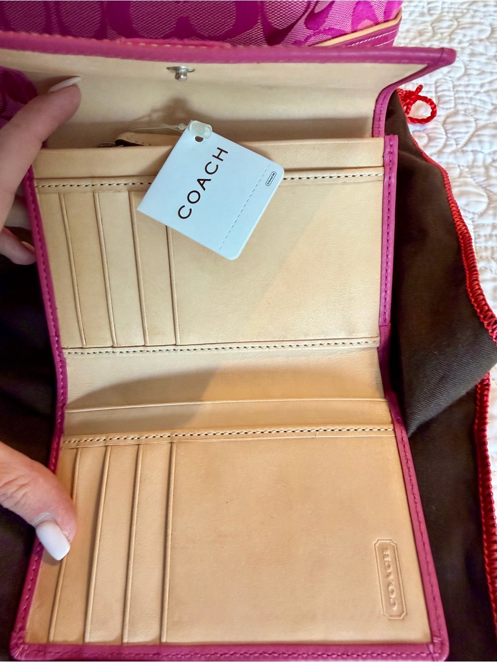NWT COACH Pink Signature Suede & Canvas Hampton Tote w/ Wallet & Key Chain - Picture 7 of 16